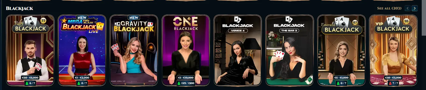 Wonderluck live blackjack table from Evolution showing dealer, seat positions and side bet options